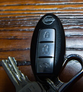 Localizzatore nascosto miniaturizzato chiavi auto Nissan - Jeep